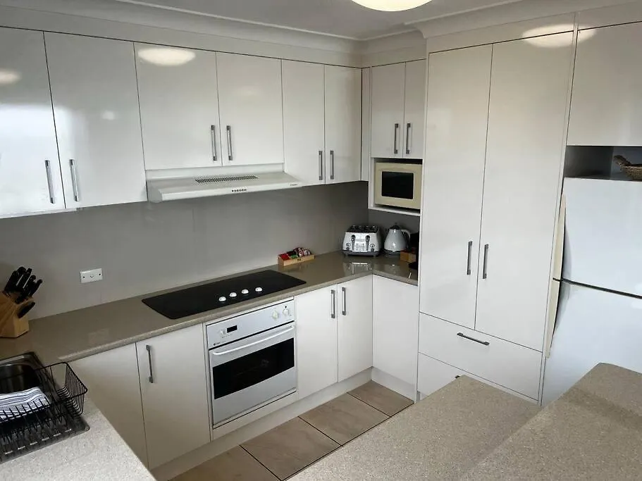 Beach Front 3 Bedroom Unit - Ocean View & Pool - Maroochydore 0*,  Australia