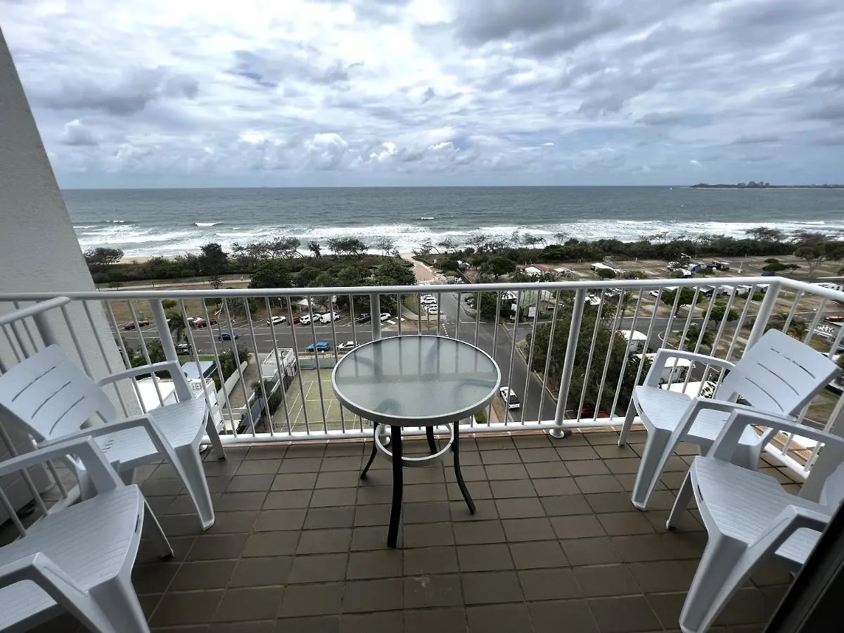 Beach Front 3 Bedroom Unit - Ocean View & Pool - Maroochydore 0*,