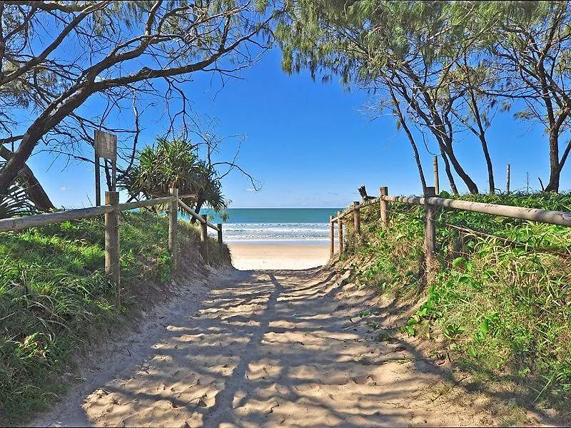 Apartamento Beach Front 3 Bedroom Unit - Ocean View & Pool - Maroochydore Australia