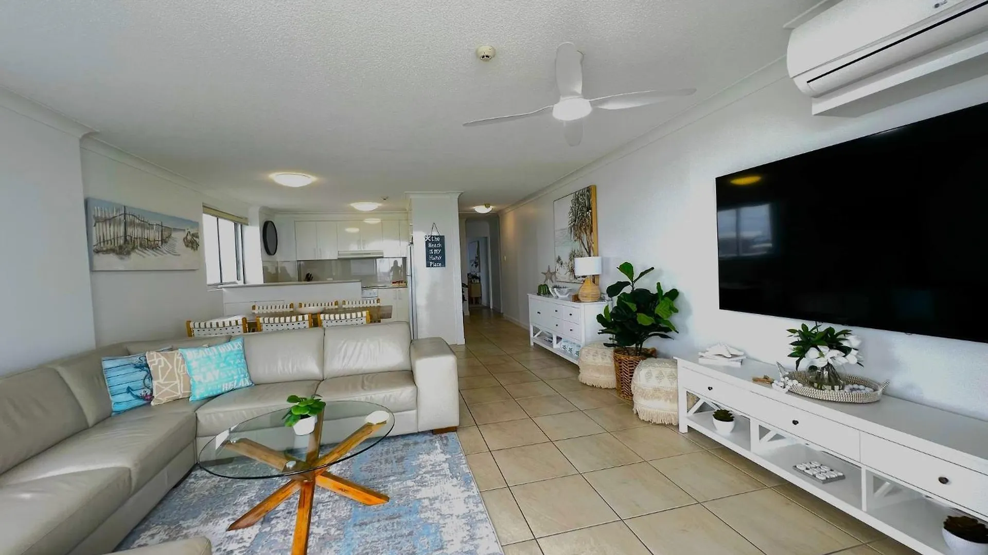 Apartamento Beach Front 3 Bedroom Unit - Ocean View & Pool - Maroochydore