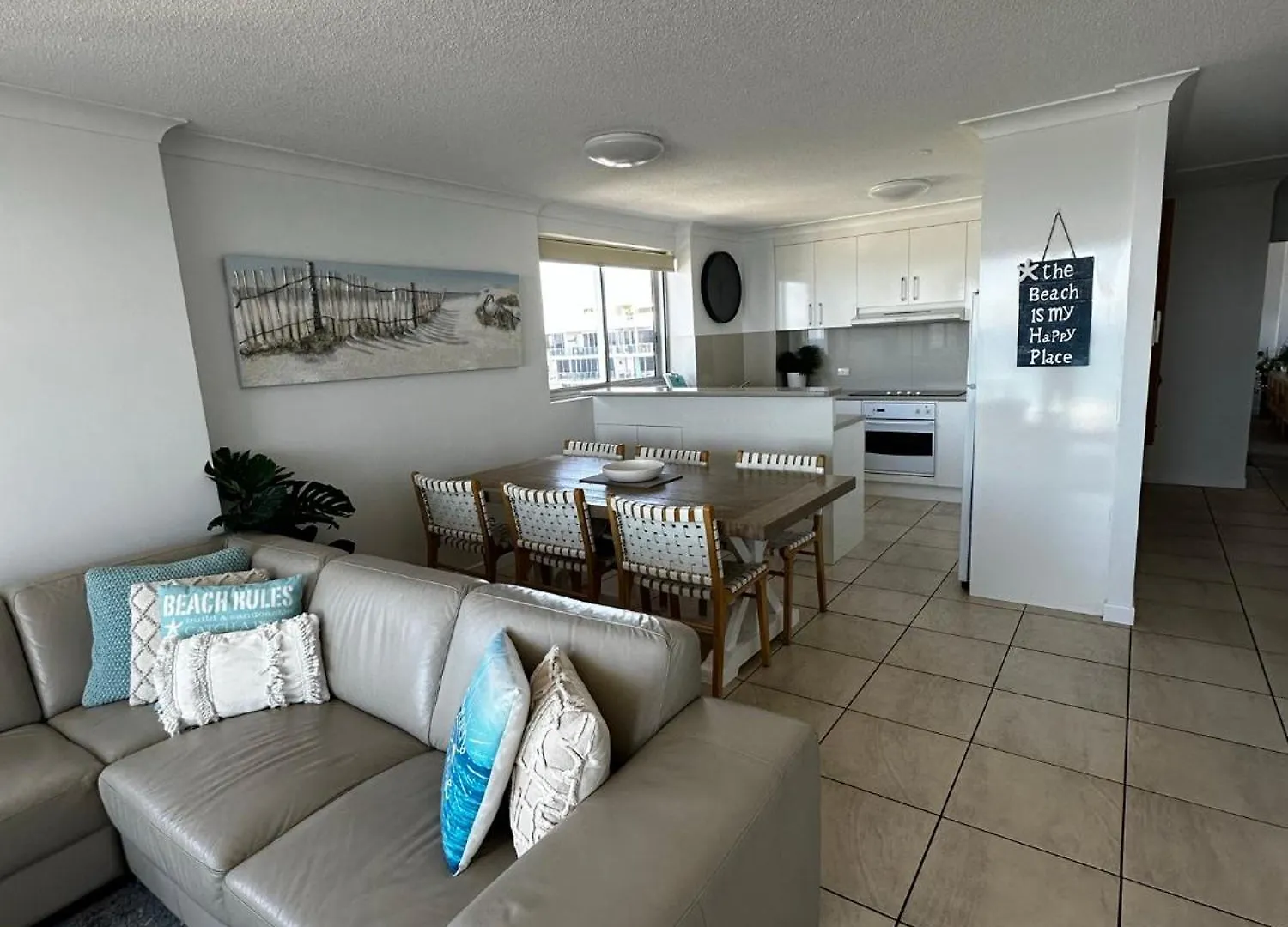 Apartamento Beach Front 3 Bedroom Unit - Ocean View & Pool - Maroochydore Australia